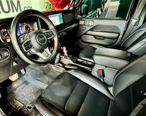 Jeep Wrangler 3.6 Unlimited Sahara 4x4 At