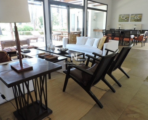 Casa A La Venta En La Barra- Ref: 4177
