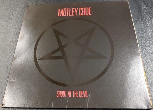 Motley Crue - Shout At The Devil Lp Usa 1ra Edicion Skid Row