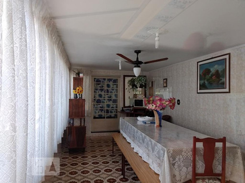 Casa À Venda - Água Fria, 3 Quartos, 190 - S893131424
