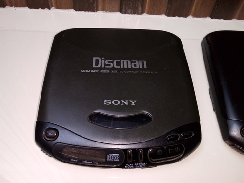 Discman Sony D-131 E D-141 Lote Para Conserto. Preto (Usado)