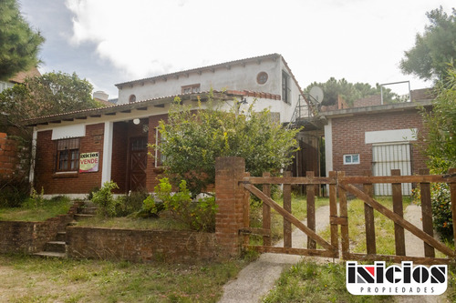 Chalet Solo En Lote Nueva Atlantis: Almafuerte N° 271 - C595 