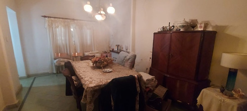 Casa En Venta En Lujan Centro
