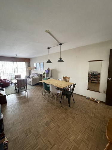 Imagen 3 de 23 de Apartamento Sobre Pablo De María Entre 18 De Julio Y Colonia.