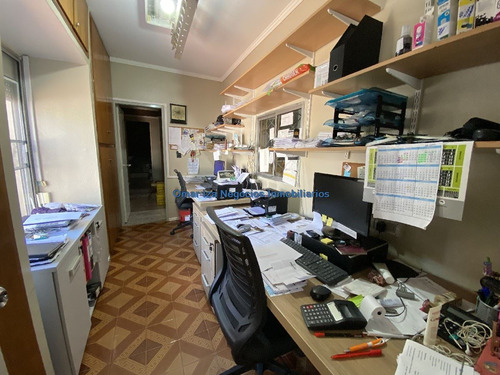 Venta Con Renta Casa 5 Dorm Brazo Oriental Y Local Empresa