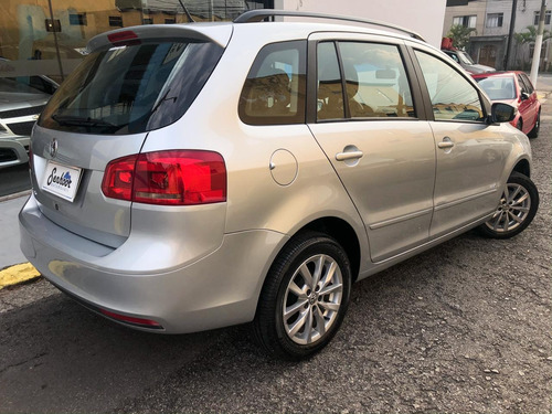 Volkswagen Spacefox 1.6 Trend Manual Prata - 2014