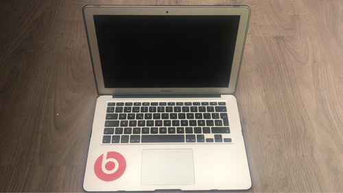 Macbook Air 13 (Usado)