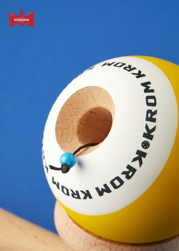 Kendama Krom Pop Amarillo