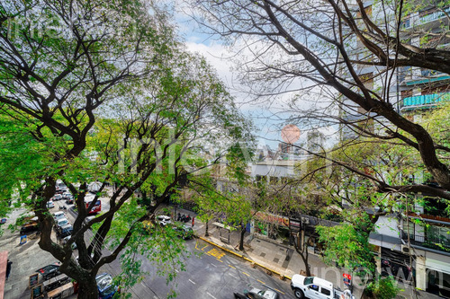 Departamento De 3 Ambientes En Colegiales - Venta -