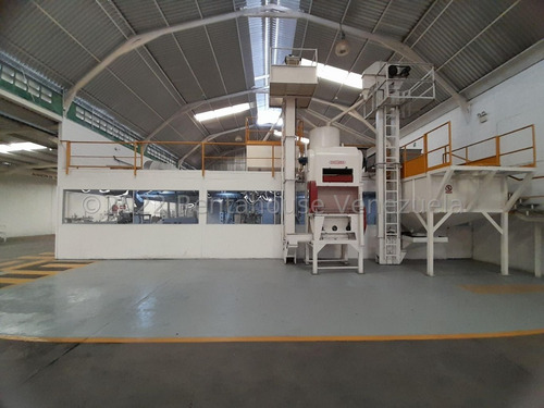 Imagen 10 de 30 de Galpón Comercial En Venta En Zona Industrial 2 Barquisimeto Lara ++23-14465 */ M.c T. N° +0-4-2-4- 5.5.6. 5.7. 5.9 *--**