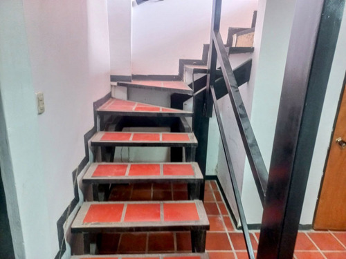 Excelente Oportunidad Para Alquilar Local En Propatria Av. Bolivar. Aa