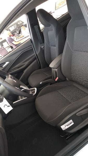 Chevrolet Onix Plus Lt Turbo