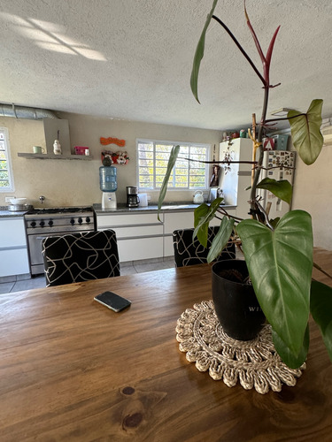 Venta Casa Dos Plantas Piscina Y Quincho Barrio El Trebol - Oportunidad