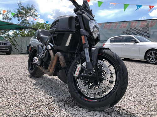 Imagen 4 de 7 de Ducati Diavel