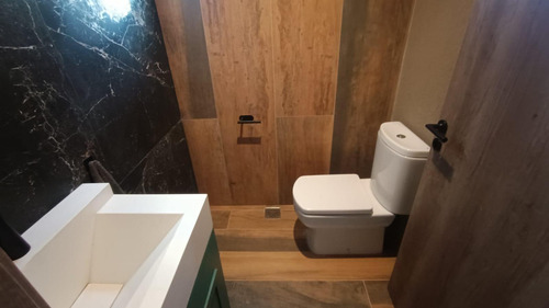 Casa En Venta - 5 Dormitorios 5 Baños - Pinamar