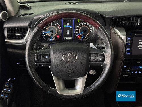 Toyota Hilux SW4 2.7 SRV 7 LUGARES 4X2 16V FLEX 4P AUTOMÁTICO