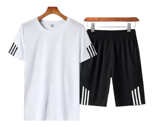 Poleras y shorts deportivos sale