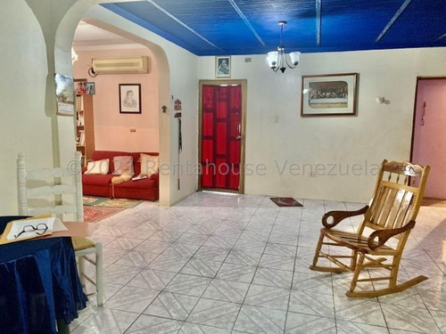Imagen 6 de 9 de Casa En Venta Ubicada En Punto Fijo