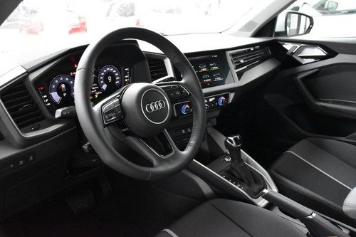 Autonea A1 Sportback 30 Tfsi 116 Cv S Tronic 2021. 0km