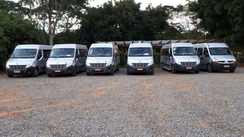 Imagem 2 de 10 de Locação De Vans E Carros Executivos A Partir De R$ 200,00
