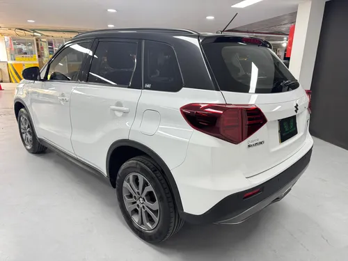 Suzuki Vitara Live At