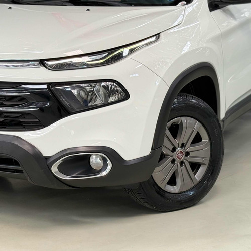 Fiat Toro 1.8 16v Freedom Flex 4x2 Aut. 4p