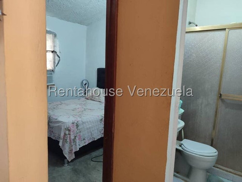 & Maria Luisa Mendoza Vende Espectacular Casa Increible Posee 100m2 Linda Con Todos Los Servicios Basicos Gas Directo En Cabudare 2 5 1 8 5 5 1