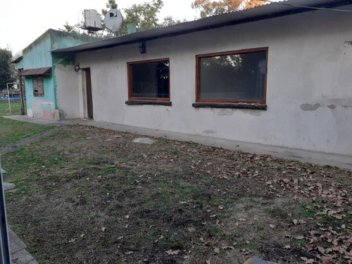 Venta De Casa De Descanso En Veronica Punta Indio
