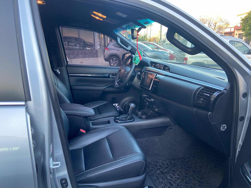 Toyota Hilux 2.8 Cd Srx 177cv 4x2 At
