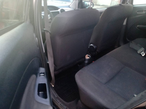 Imagem 2 de 10 de Toyota Etios 1.3 X 16v Flex 4p Manual