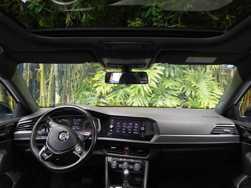 Imagen 9 de 11 de Jetta R-line 4 Cil. 1.4 Turbo 150hp 2019