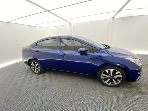 Imagen 12 de 25 de Nissan Versa Exclusive At 1.6