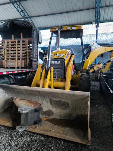 Retroexcavadora Cat 415d 2005