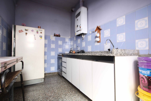 Imagen 5 de 24 de Ph 3 Ambientes Venta Flores Terraza Y Balcón