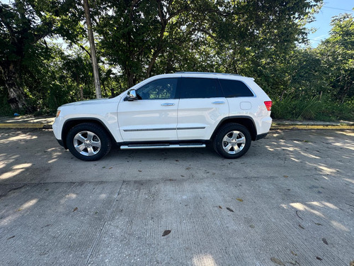 Jeep Grand Cherokee Limited V6 4x2 At