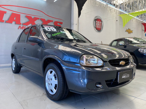 Chevrolet Corsa Classic 1.0 Spirit Flex Power 4p