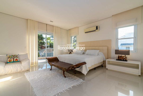 Imagem 30 de 30 de Casa Á Venda, Com 5 Dorms, Acapulco, Guarujá - R$ 6.5 Mi - V5977