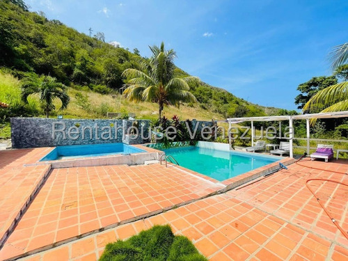 Choroní !! Hermosísima Casa De Hacienda, Estilo Colonial, Operando Actualmente Como Posada Con Servicios, 6.273 M2 Terreno, 1.000 M2 Construcc. 10 Hab., 10 Baños, 20 Pe. Proyecto De Expansión !!