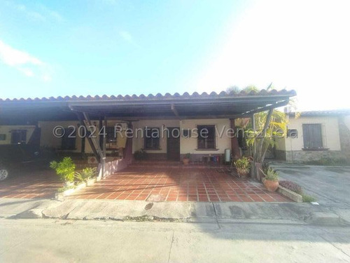Milagros Inmuebles Casa Venta Cabudare Lara Av Intercomunal Barquisimeto Acarigua Roca Terra Economica Residencial Economico Código Inmobiliaria Rent-a-house 25-5649