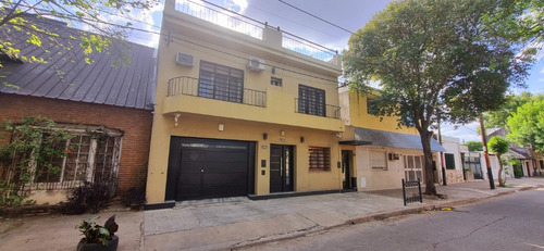 Dos Dormitorios, Vestidor, Baños En Suite. Garage 2 Autos Apta Crèdito Hipotecario