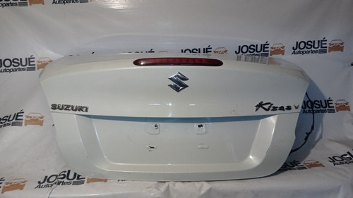 Tapa Cajuela Suzuki Kizashi 2009-14