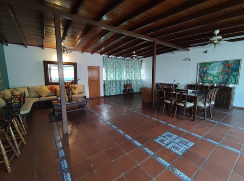 Imagen 6 de 13 de Casa En Venta En La Mantuana 22-14654 Irrr