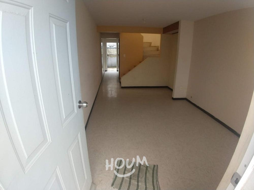 Casa En Los Héroes Ozumbilla, Tecámac Con 2 Recámaras, 70 M², Id: 151434