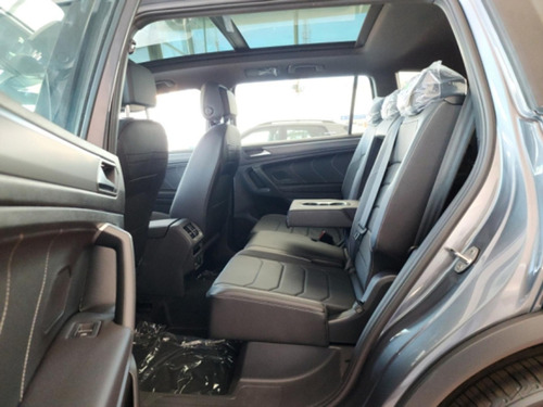 Volkswagen Tiguan Allspace R-line 2.0 300 Tsi Aut 0km2024