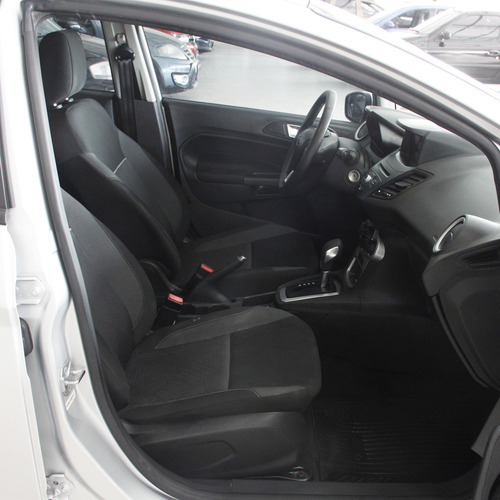Ford Fiesta 1.6l Se Powershift
