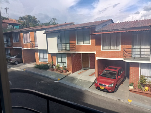 Venta Casa En Conjunto Cerrado Dosquebradas