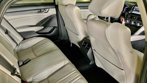 Imagen 10 de 15 de Honda Accord 2018 2.0 Touring At