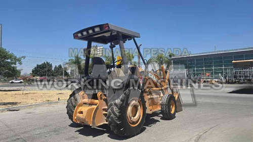 Cargador Tipo Retroniveladora Case 570mxt, Año 2010, 4x2