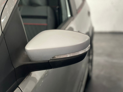 Imagem 4 de 15 de Volkswagen Crossfox 1.6 T.flex 16v