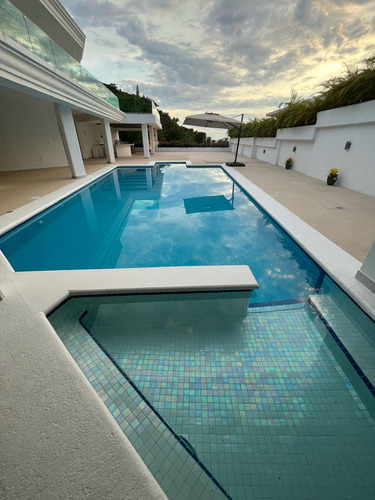 Residencia Las Brisas/gran Vista/caminando Club La Concha